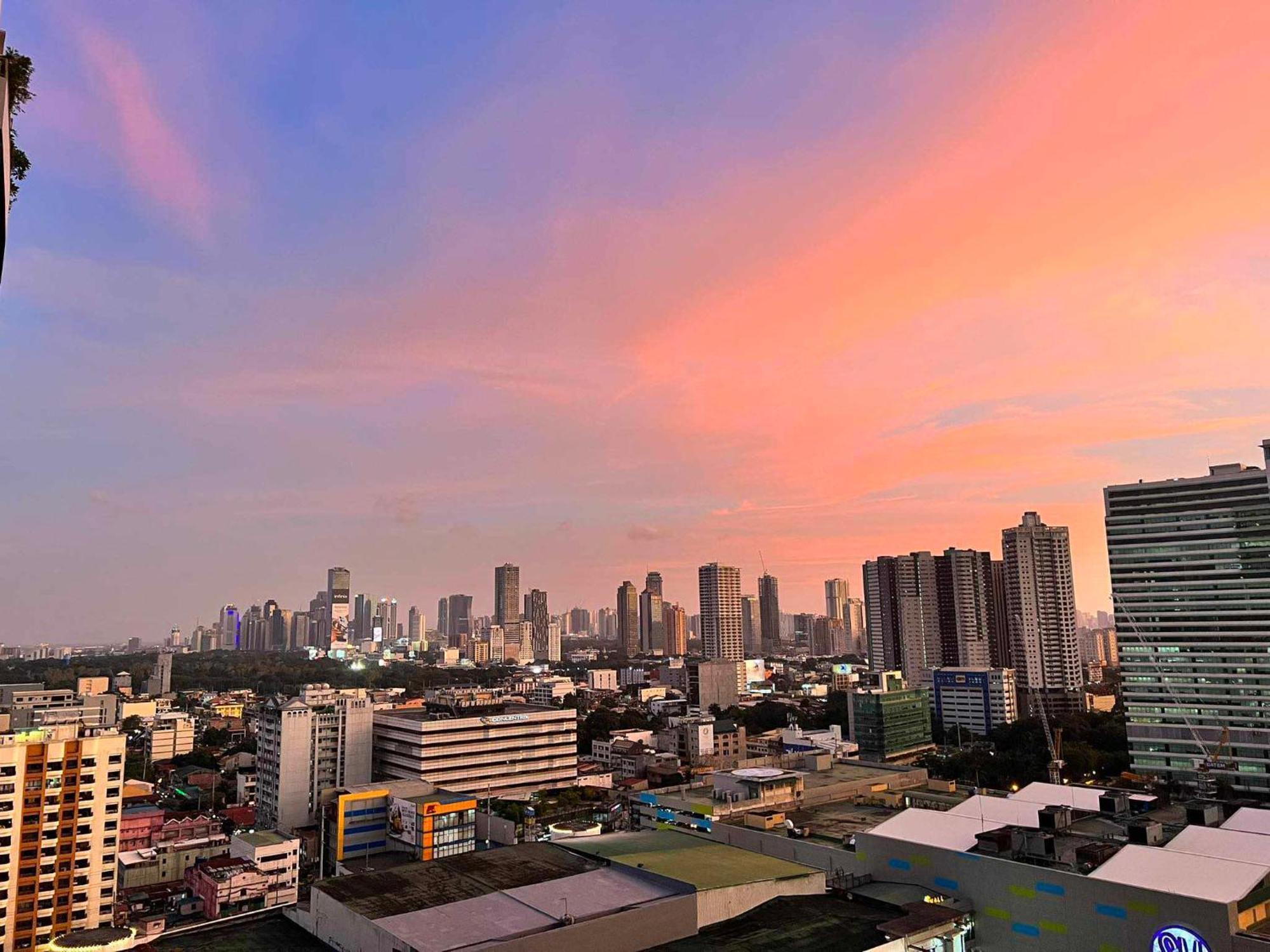 Manhattan Heights Towerb In Araneta Cubao 5Mins Walk To Smart Araneta Aparthotel Manila Esterno foto